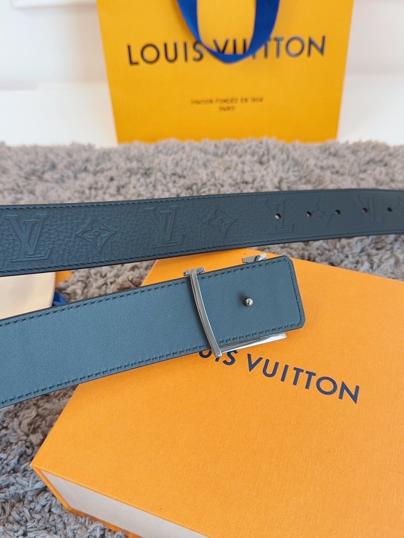 LOUIS VUITTON Belts